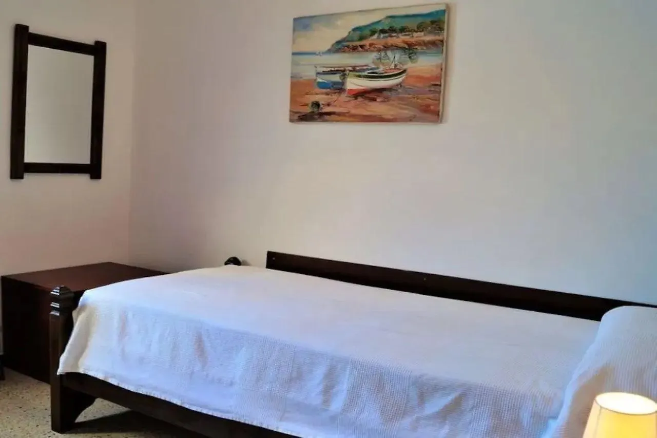 107063 - House In Lloret De Mar
